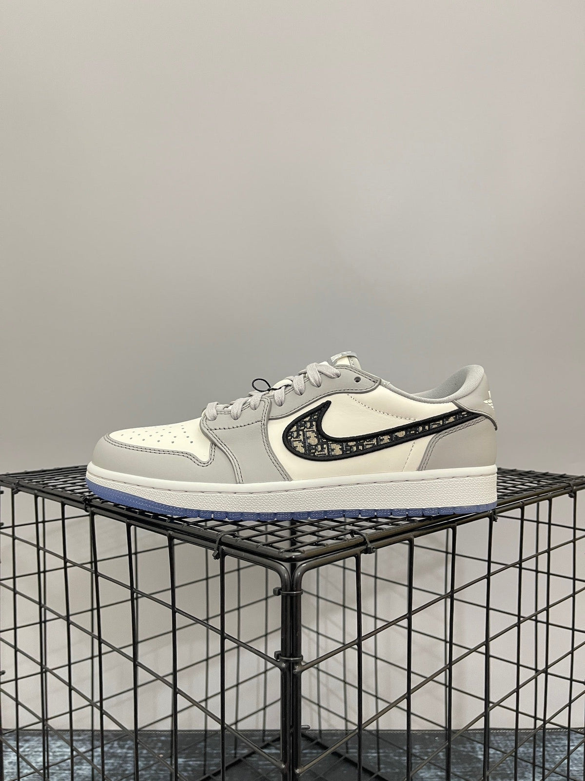 AJ1 Low Dior